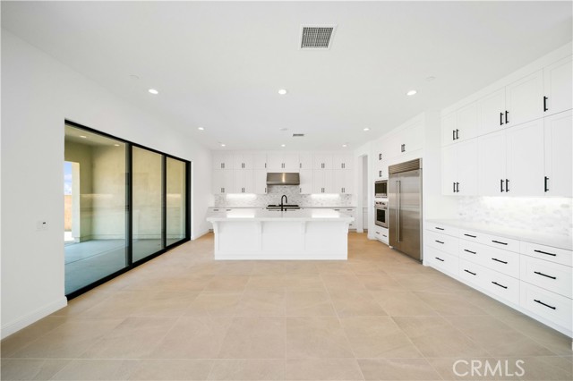 Detail Gallery Image 9 of 32 For 20111 Marlow Ln, Northridge,  CA 91326 - 5 Beds | 5/1 Baths