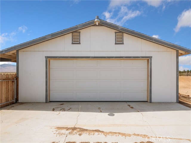 Detail Gallery Image 37 of 45 For 23099 Lucilla Rd, Apple Valley,  CA 92308 - 3 Beds | 2/1 Baths