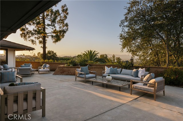 4 Bed Home for Sale in Encino, California
