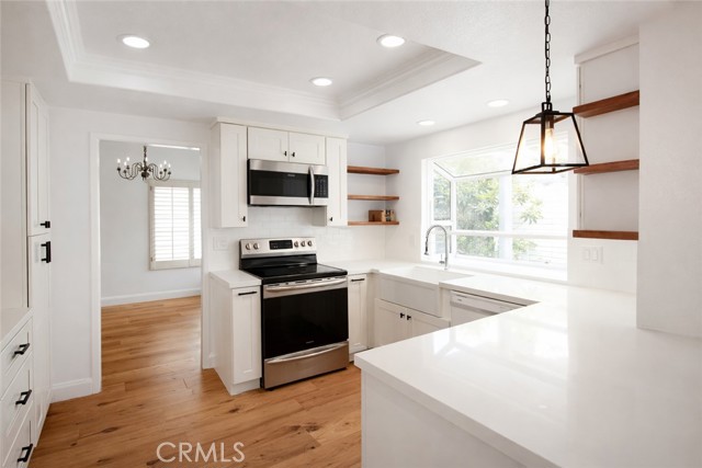 Detail Gallery Image 4 of 9 For 37 Summerwind, Irvine,  CA 92614 - 3 Beds | 2/1 Baths