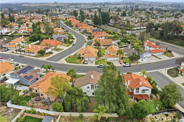 Detail Gallery Image 39 of 42 For 25547 Blackthorne Dr, Murrieta,  CA 92563 - 3 Beds | 3 Baths