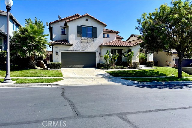 Detail Gallery Image 5 of 47 For 5919 Lawson Peak, Fontana,  CA 92336 - 4 Beds | 3 Baths