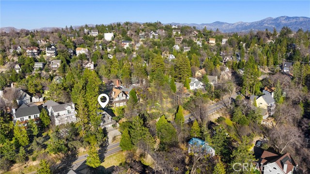 Detail Gallery Image 41 of 44 For 1113 N Grass Valley, Lake Arrowhead,  CA 92352 - 4 Beds | 2 Baths