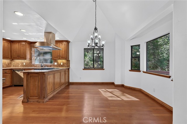 279 S Cumberland, Lake Arrowhead, CA 92352