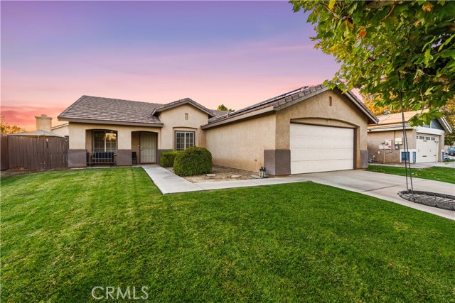 Detail Gallery Image 4 of 49 For 45333 Canutt Pl, Lancaster,  CA 93534 - 3 Beds | 2 Baths