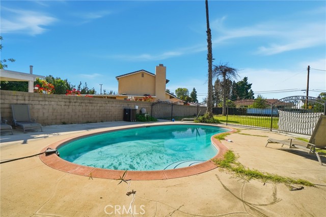 Image 13 of 15 For 11355 Desmond Street