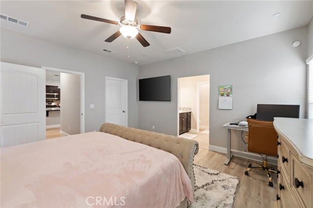 Detail Gallery Image 19 of 32 For 748 Expedition Way, Madera,  CA 93636 - 3 Beds | 2 Baths
