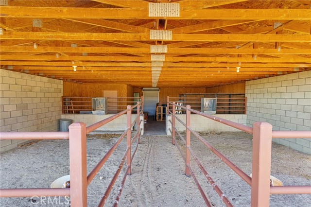 Detail Gallery Image 65 of 75 For 31024 Rabbit Springs Rd, Lucerne Valley,  CA 92356 - 4 Beds | 5 Baths