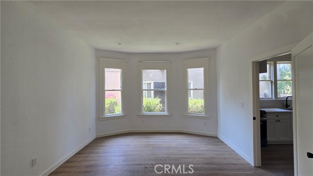 Detail Gallery Image 4 of 8 For 975 N Park a,  Long Beach,  CA 90813 - 3 Beds | 1 Baths