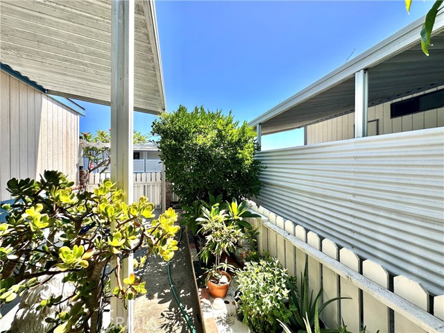 Detail Gallery Image 34 of 41 For 507 S Euclid St #71,  Santa Ana,  CA 92074 - 4 Beds | 2 Baths
