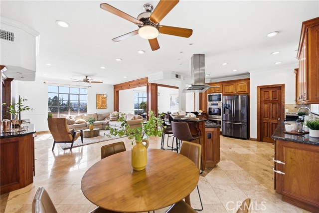 Detail Gallery Image 11 of 50 For 2044 Calle Yucca, Thousand Oaks,  CA 91360 - 4 Beds | 4 Baths