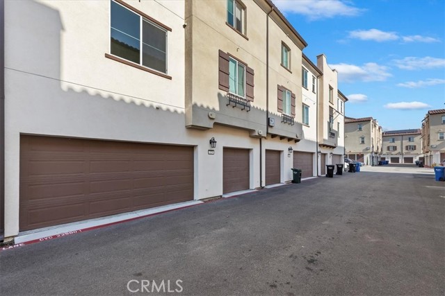 Detail Gallery Image 39 of 39 For 129 Dove Lndg, Covina,  CA 91722 - 3 Beds | 3 Baths