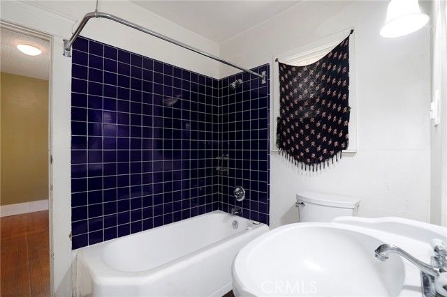 Detail Gallery Image 23 of 43 For 5008 S Van Ness Ave, Los Angeles,  CA 90062 - 3 Beds | 1 Baths