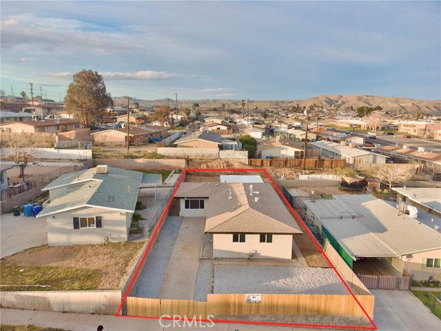 Detail Gallery Image 5 of 29 For 937 E Elizabeth St, Barstow,  CA 92311 - 4 Beds | 1 Baths