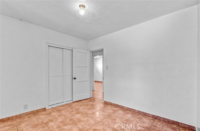 6626 Riverton Avenue photo 7