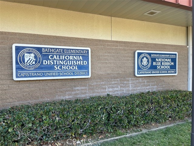 Detail Gallery Image 34 of 34 For 26121 Camino Largo, Mission Viejo,  CA 92692 - 5 Beds | 3/1 Baths