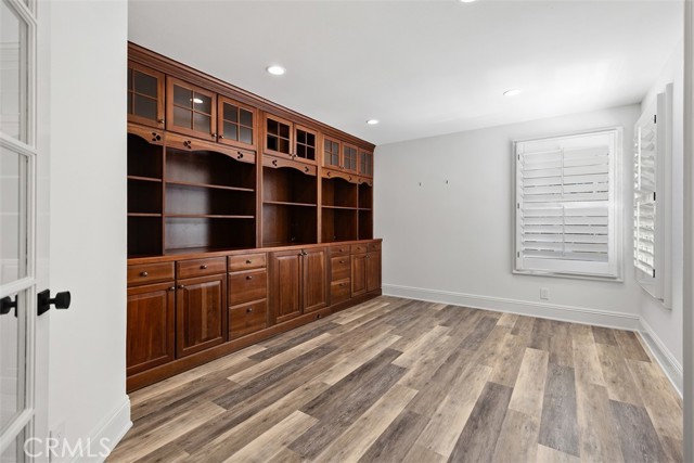 Detail Gallery Image 13 of 25 For 17 Colonial, Newport Beach,  CA 92660 - 5 Beds | 4/1 Baths