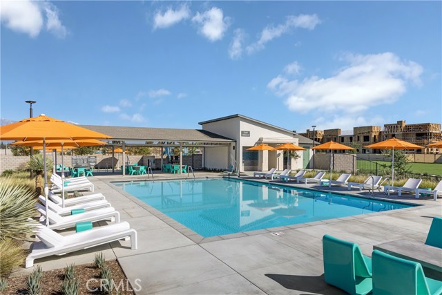 Detail Gallery Image 8 of 13 For 3443 East Moonstone Dr, Ontario,  CA 91761 - 3 Beds | 2/1 Baths