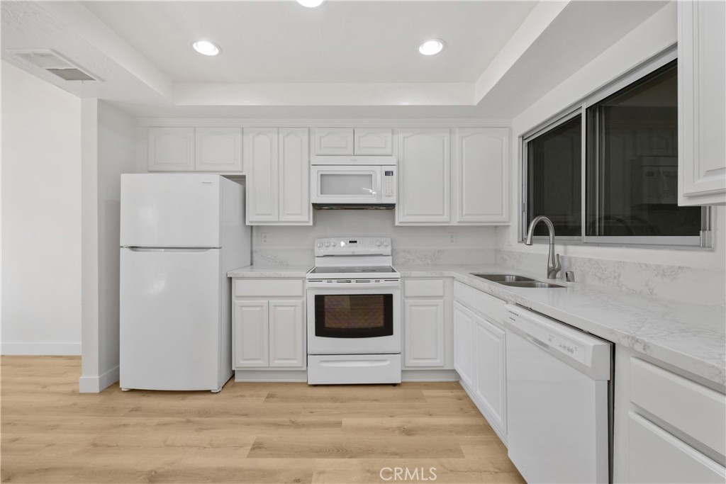 774a31a9 B9d5 47ae Ae64 1e8bcfc65938