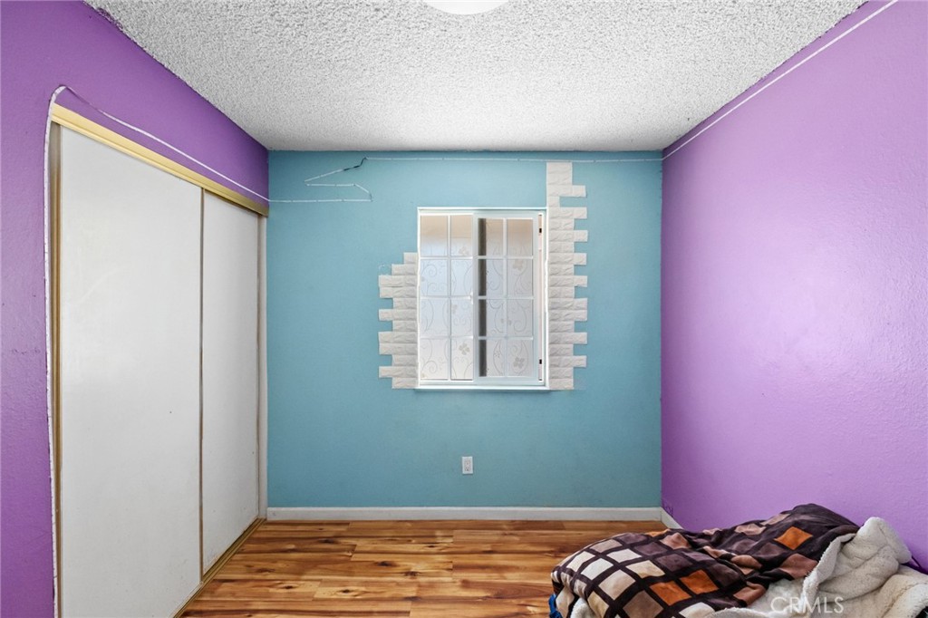 https://media.crmls.org/medias/774ab022-ad27-42ea-81bf-16d5823b53be.jpg?preset=X-Large