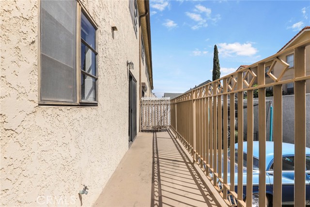 Detail Gallery Image 31 of 39 For 433 S 6th St #E,  Burbank,  CA 91501 - 3 Beds | 2/1 Baths