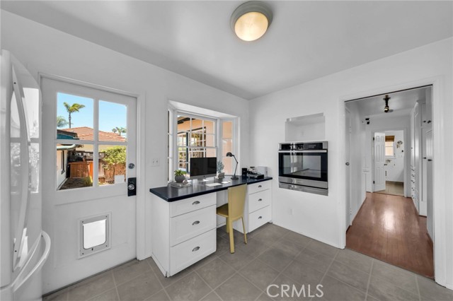 616 Rushville Street, La Jolla CA: https://media.crmls.org/medias/774bb984-af68-4722-b4a5-b773e2b04a6b.jpg