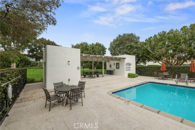 Detail Gallery Image 24 of 27 For 2220 Fiesta, Newport Beach,  CA 92660 - 3 Beds | 2 Baths