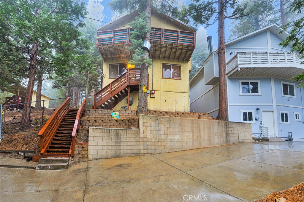 26241 Boulder Lane