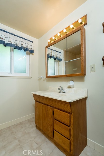 3614 Burritt Way, Glendale CA: https://media.crmls.org/medias/774deca7-5c4e-4417-b35e-589529198d68.jpg