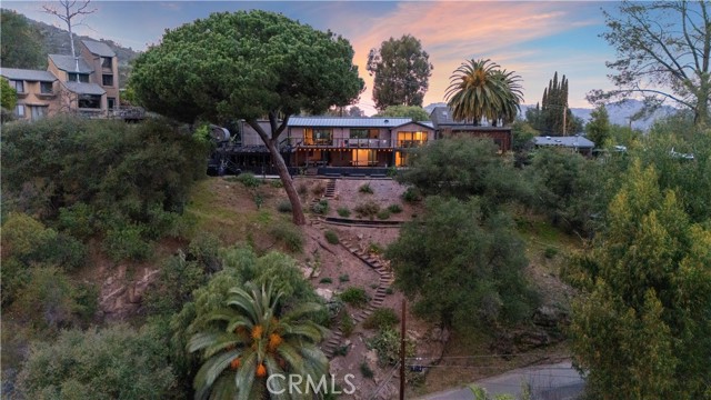 19778 Grand View Drive, Topanga CA: https://media.crmls.org/medias/774e3946-dba1-4260-a560-8b12e0a0c4e2.jpg