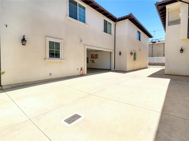 3918 W 242nd Street, Torrance CA: https://media.crmls.org/medias/774ebcf4-c583-4d42-9e71-669ff702809c.jpg