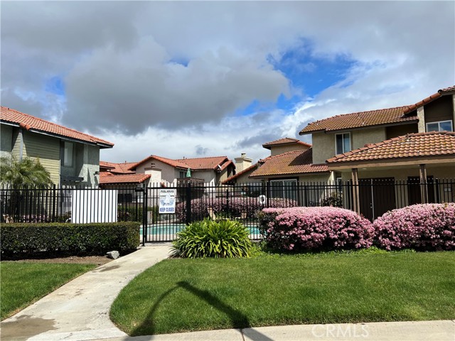 Detail Gallery Image 22 of 22 For 1305 Brentwood Cir #D,  Corona,  CA 92882 - 2 Beds | 2 Baths