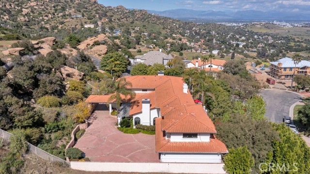 Detail Gallery Image 5 of 74 For 9253 Rocky Mesa Pl, West Hills,  CA 91304 - 5 Beds | 4/1 Baths