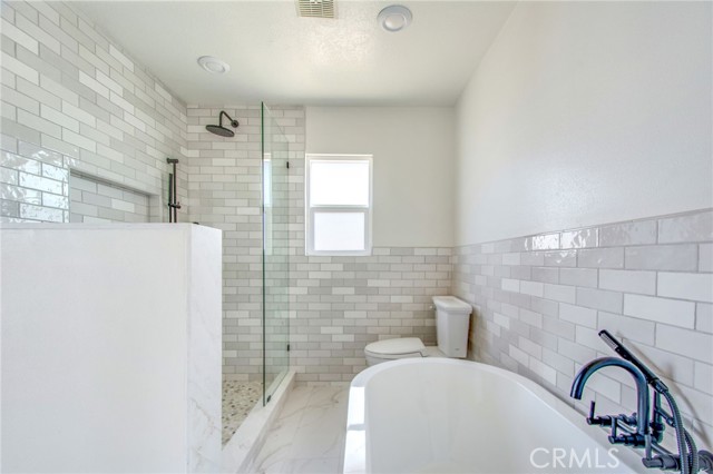 Detail Gallery Image 20 of 28 For 2718 S Griset Pl, Santa Ana,  CA 92704 - 4 Beds | 2/1 Baths