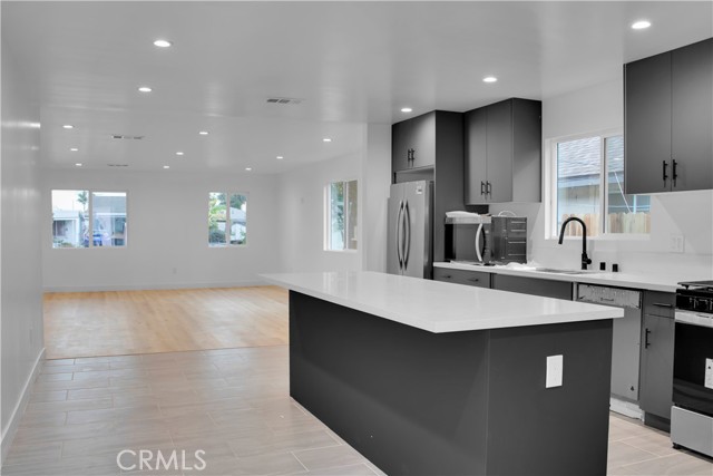 6513 San Miguel Street, Paramount CA: https://media.crmls.org/medias/77526cc7-135a-4206-ba12-06d2f1e2ff19.jpg