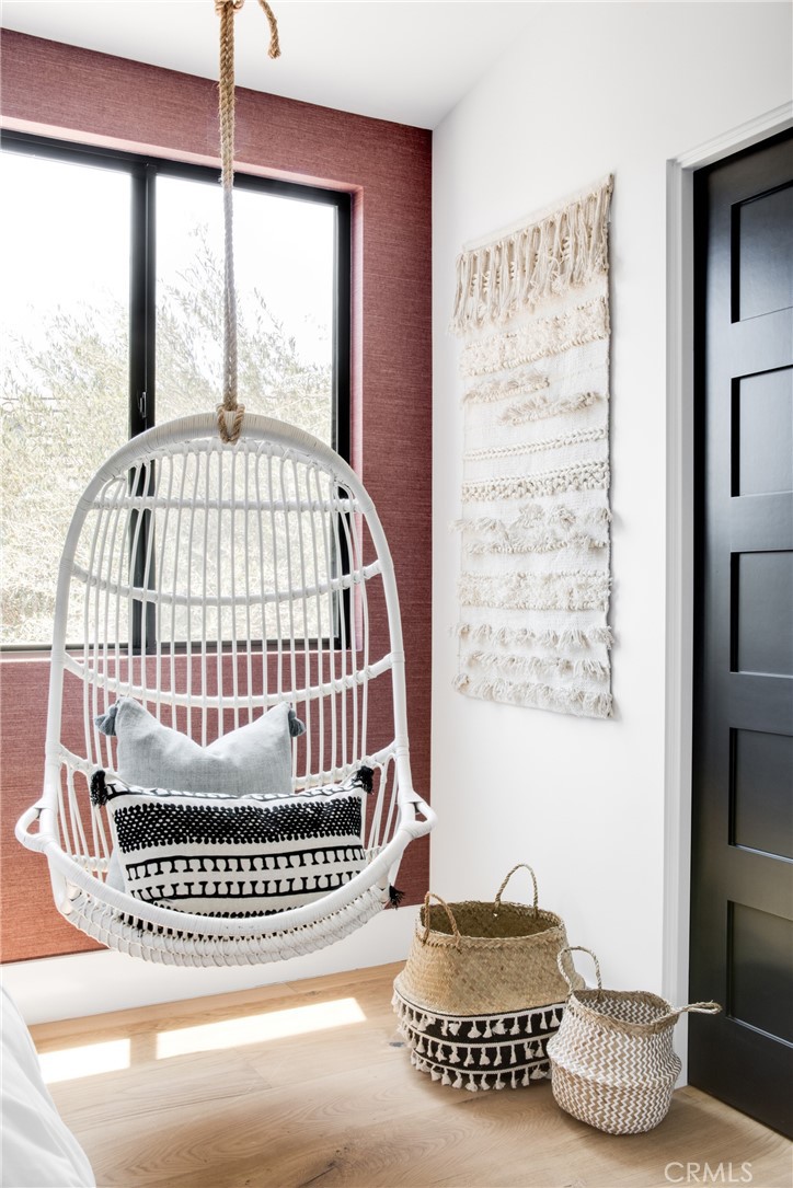 MLS #OC25140282 img 33