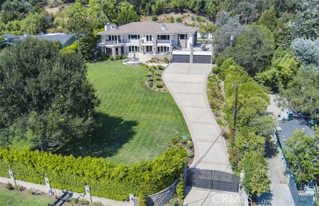 Detail Gallery Image 4 of 45 For 11947 Iredell St, Studio City,  CA 91604 - 7 Beds | 8 Baths