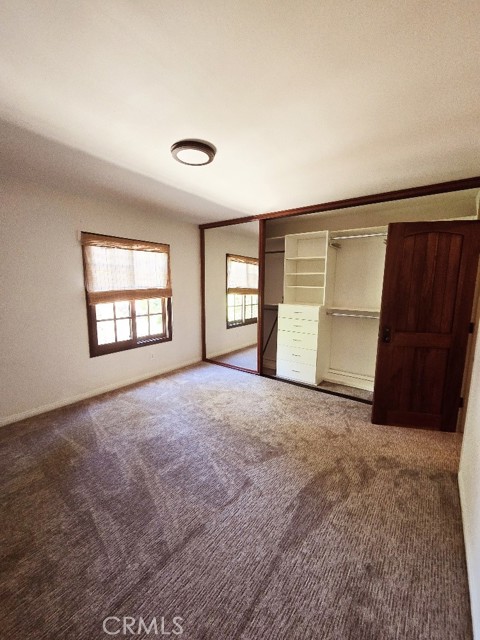 Detail Gallery Image 4 of 20 For 19613 Hiawatha St, Chatsworth,  CA 91311 - 4 Beds | 3/1 Baths