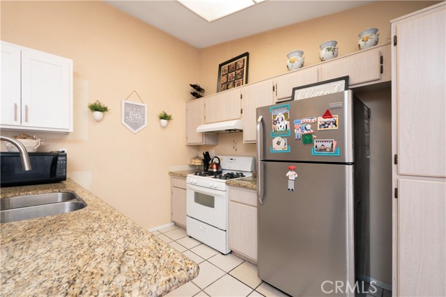 Detail Gallery Image 19 of 46 For 15055 Kingsford Ave, Adelanto,  CA 92301 - 3 Beds | 2 Baths
