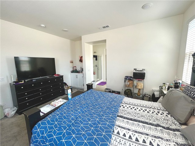 Detail Gallery Image 13 of 14 For 1485 E Laurelwood Dr, San Bernardino,  CA 92408 - 3 Beds | 2/1 Baths