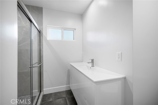 Detail Gallery Image 12 of 22 For 16734 Tribune St, Granada Hills,  CA 91344 - 3 Beds | 2 Baths