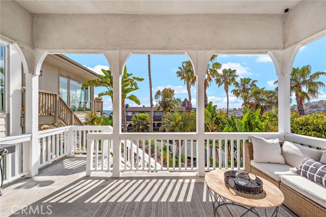 Detail Gallery Image 10 of 27 For 438 3 Rd St, Laguna Beach,  CA 92651 - 4 Beds | 2/1 Baths
