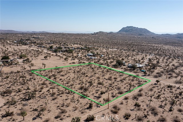 5292 Marvin Drive, Yucca Valley CA: https://media.crmls.org/medias/77579712-ccb2-417a-a936-97c5b76babf9.jpg
