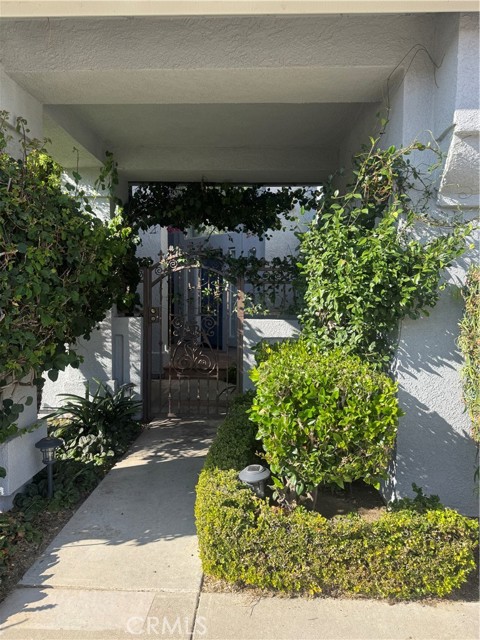 Detail Gallery Image 3 of 29 For 29 Bluebird, Aliso Viejo,  CA 92656 - 3 Beds | 2/1 Baths