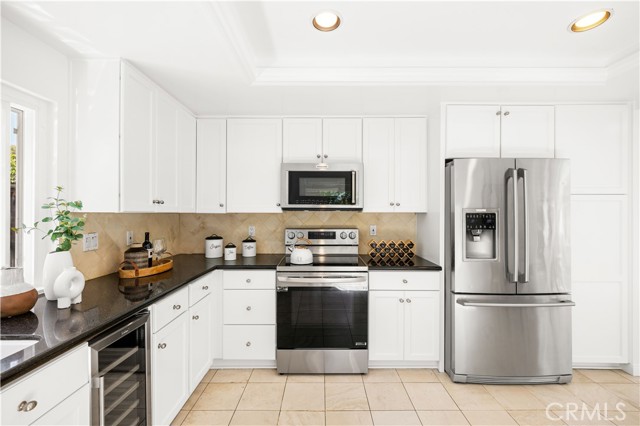 18701 Paseo Cortez, Irvine CA: https://media.crmls.org/medias/775895c1-2af1-4cf1-875a-570c906c7da4.jpg