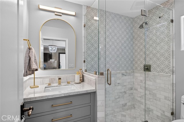 Image 26 of 75 For 1001 4th  