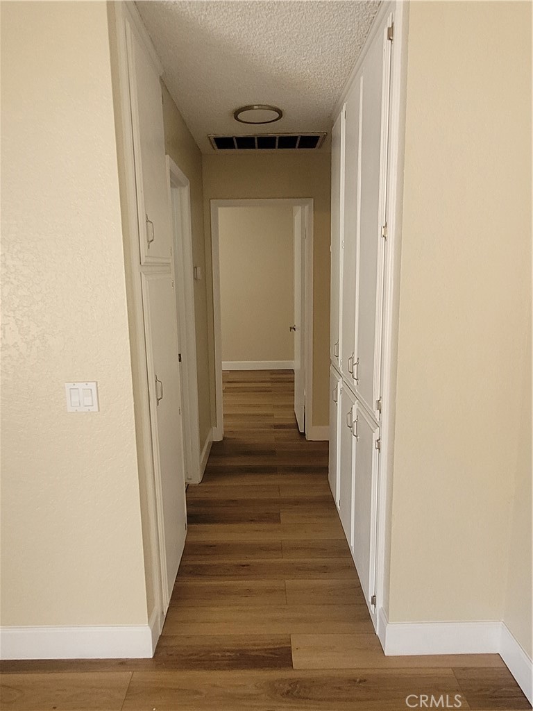 https://media.crmls.org/medias/7759a07b-19f3-475c-a831-1207f6725fd7.jpg?preset=X-Large
