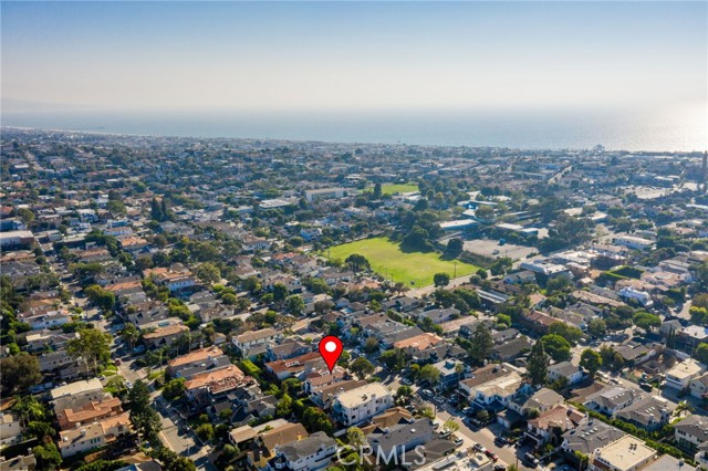 1720 Walnut Avenue, Manhattan Beach, California 90266, 5 Bedrooms Bedrooms, ,4 BathroomsBathrooms,Residential,Sold,Walnut,SB23179012