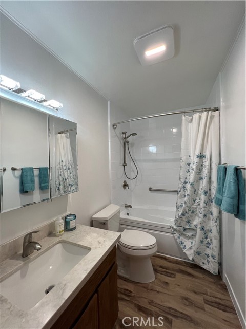 1600 Ardmore Avenue, Hermosa Beach, California 90254, 3 Bedrooms Bedrooms, ,1 BathroomBathrooms,Residential,Sold,Ardmore,SB21222583