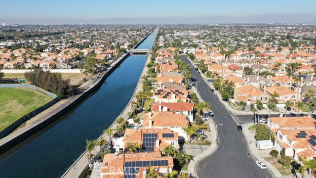 Detail Gallery Image 27 of 27 For 21221 Hillsdale Ln, Huntington Beach,  CA 92646 - 4 Beds | 3 Baths